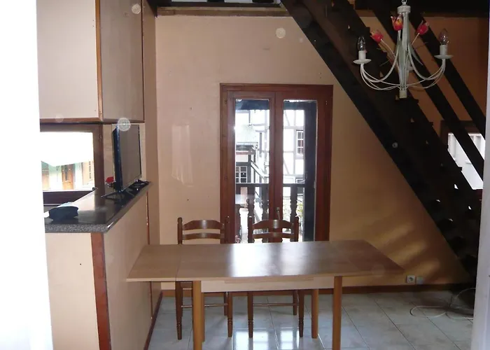 La Cour Des Meuniers - Le Froment Et L'epeautre *